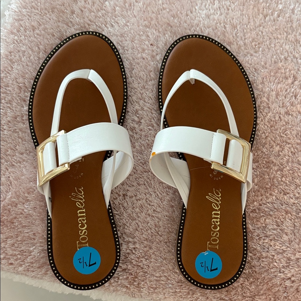 Loscanella White Sandals with Gold Buckle